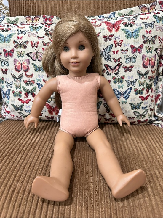 American Girl Other - American Girl Truly Me Doll Light Brown Hair Green Eyes Pierced Ears 18”